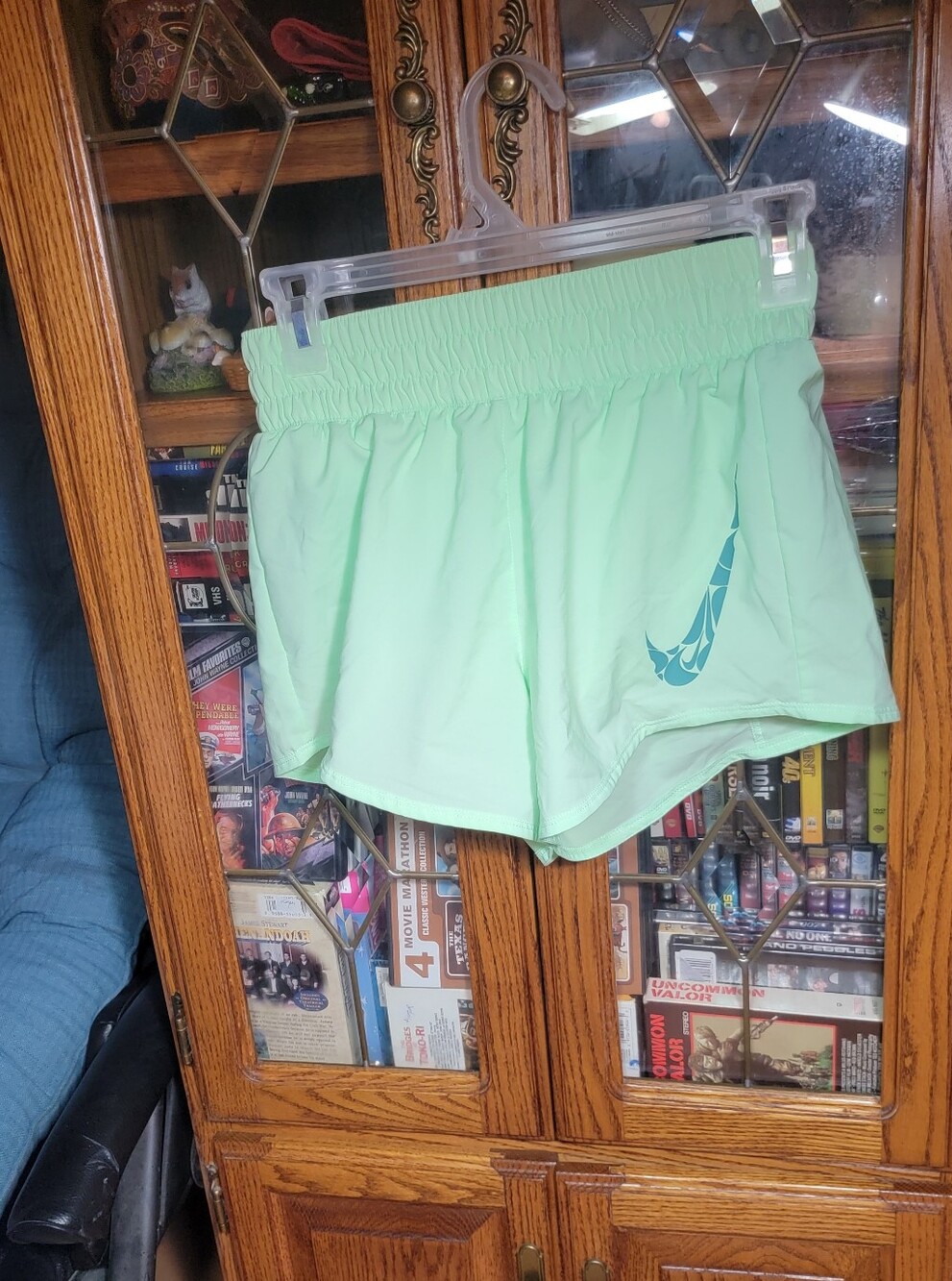 Nike Dri-Fit  Women’s Mint Green Athletic Shorts Size Small